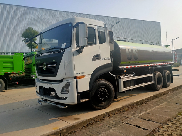 東風天龍後(hòu)雙橋17噸綠化噴灑車