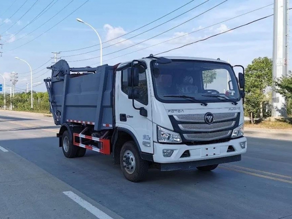 福田歐馬可7方無洩漏壓縮垃圾車