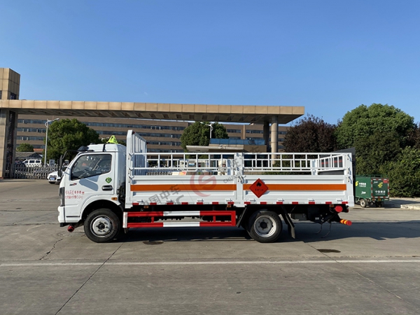 東風凱普特氣瓶運輸車