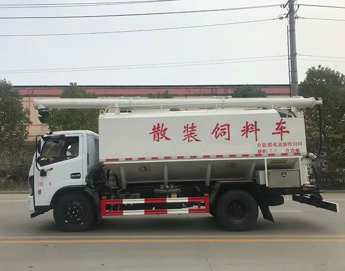 東風福瑞卡14方飼料車